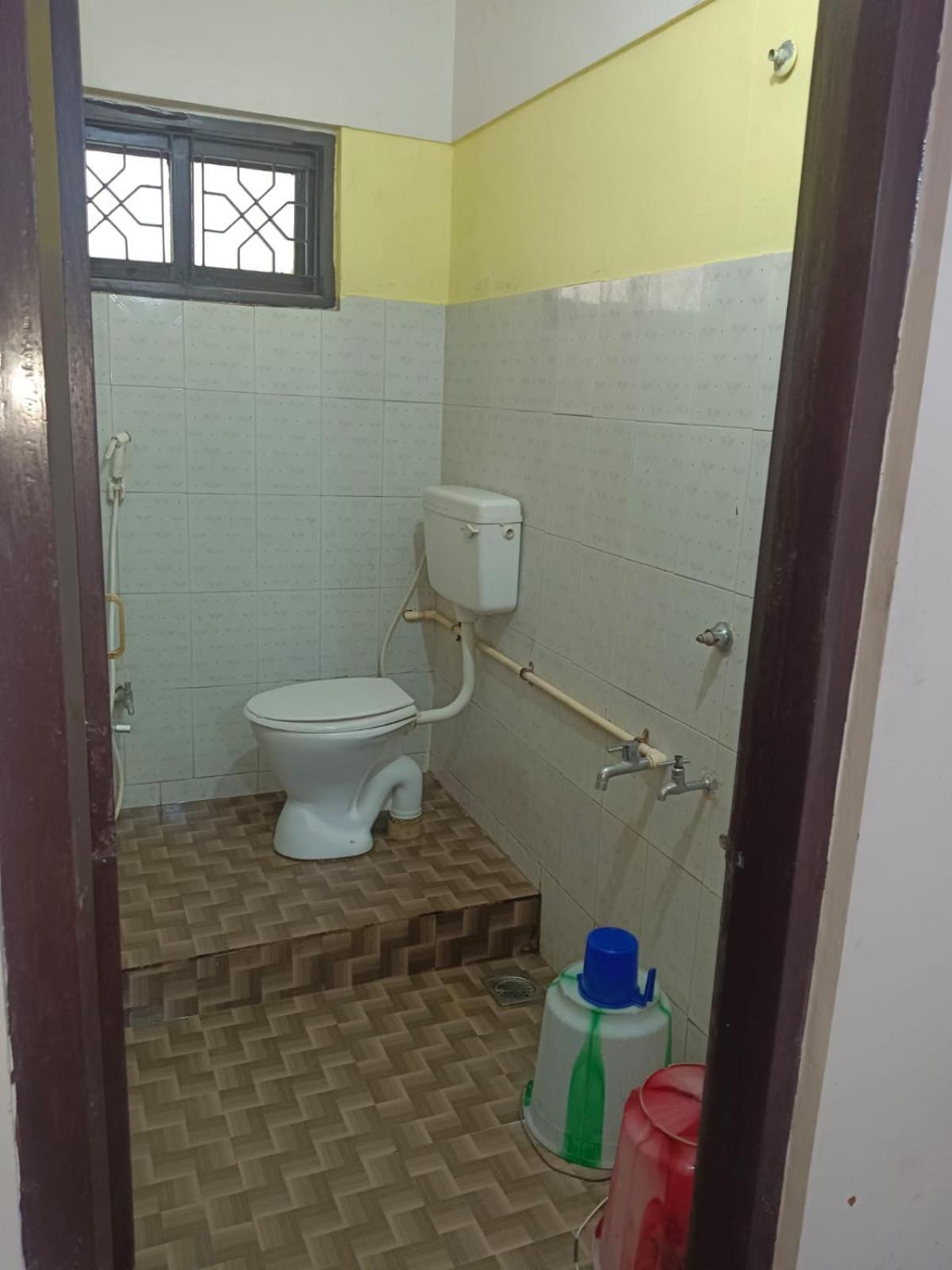 Sree Balaji Hotel - Lodge Канниякумари Экстерьер фото