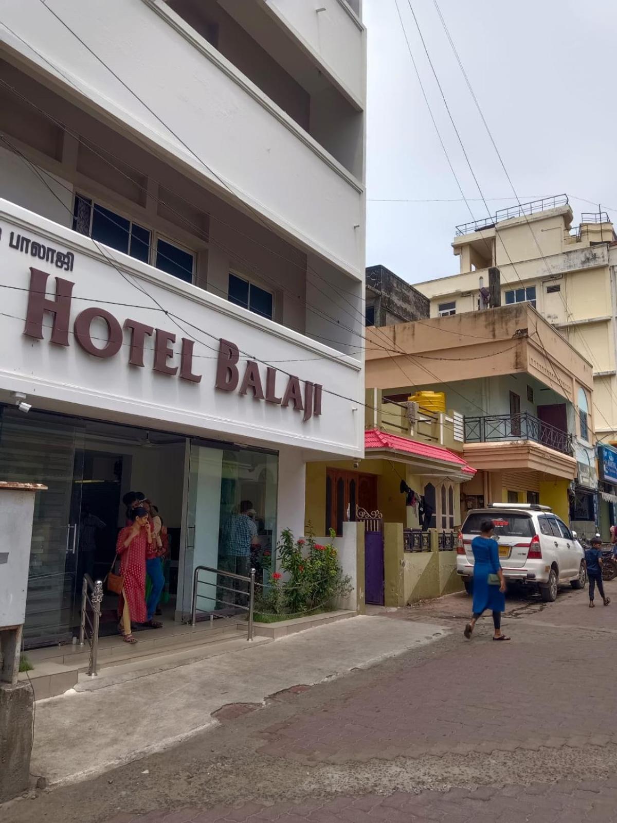 Sree Balaji Hotel - Lodge Канниякумари Экстерьер фото